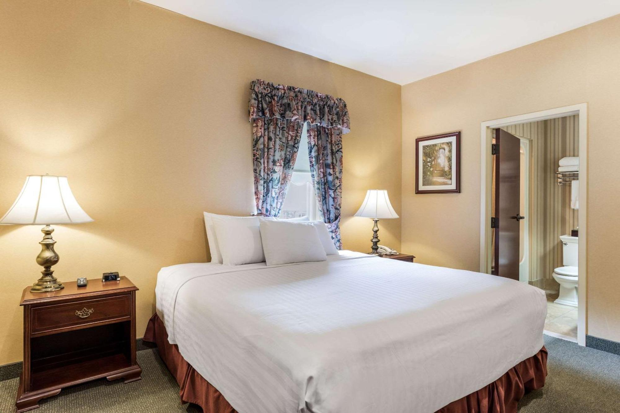 Traditions Hotel & Spa, Ascend Hotel Collection Johnson City Eksteriør billede